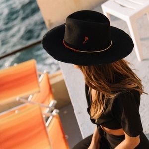 Van Palma Le Victor Black hat